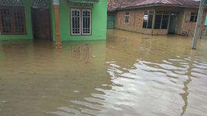 Sungai Meluap Rumah Warga Tebo Terendam Banjir