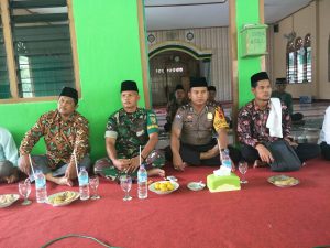 TNI – Pollri Bersinergi Bersama Warga, Peringati Maulid Nabi Muhammad SAW