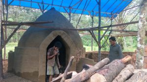 Usaha Arang Kayu di Tebo Prosfek dan Menjanjikan
