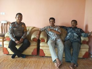 Merajut Kerukunan Beragama, BKTM Aipda Dadan Kunjungi Warga Kristiani