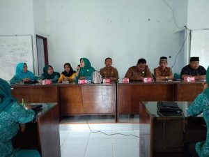 Gelar Arisan, Ibu – Ibu PKK Bahas Program Kerja