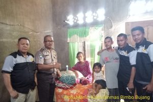 Kanit Binmas dan IKC Tebo, Bantu Penderita Jantung Bocor dan Ginjal
