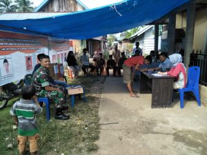 Bebaur Dengan Warga, Babinsa Koramil 01/Rantau Pandan Monitoring Pemilihan Anggota BPD