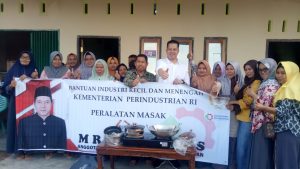 Safari ke Beberapa Titik Bantuan, Warga Ramai -Ramai Doakan Ihsan Yunus Kembali Masuk Senayan