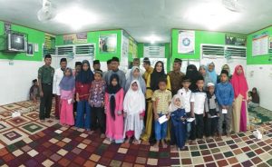 Serda Toni Koramil 416 – 07/RB, Ajak Warga Berbuat Kebajikan di Bulan Ramadhan
