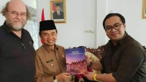 Bupati Kerinci Buka Simposium Kayu Manis Koerintji Kerjasama Pemkab Kerinci dengan DRI