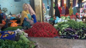 Harga Cabe Merah dan Rawit Merangkak Naik, di Pasar Sarinah Rimbo Bujang