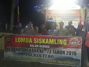Babinsa Sertu Efekno, Hadiri Perlombaan Pos Kamling