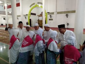 Pelepasan 328 CJH Bungo Oleh Wabup, Diwarnai Isak Tangis Keluarga