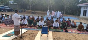 Desa Paseban Gelar Sholat Istisqo, Warga Berdoa Sembari Menetes Air Mata