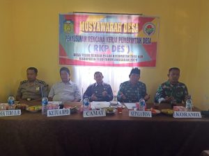 Babinsa Koramil 03/Sungai Bengkal Hadori Rapat Desa