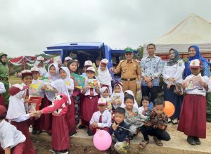 Tingkatkan Minat Baca, DPAD Sarolangun Dirikan Teras Baca di Desa Batu Ampar