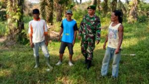 Babinsa 06/Muara Bungo Kembali Gelar Patroli Karhutla
