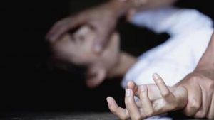 Gila..! Kuli Bangunan Cabuli Siswi SMP di Toilet