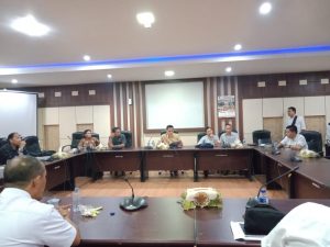Diduga Enggan Bayar Pesangon, Eks Karyawan Lapor PT Graha ke Komisi III DPRD Merangin
