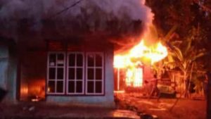 Ditinggal Pergi, Rumah Warga Sirih Sekapur Bungo Ludes Terbakar