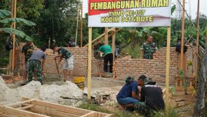 Potret Keakraban TNI dan Warga Bungo di Lokasi TMMD