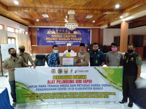 Wabup Bungo, Terima Batuan APD dari Dishut Jambi