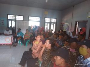 Data BLT Tak Merata, Emak-emak Datangi Kantor Desa Paseban