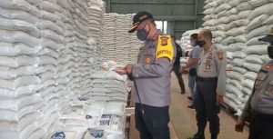 Polres Bungo Salurkan 10 Ton Beras ke Warga Berlum Tersentuh Bantuan Sosial