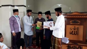 Wako AJB Salurkan CSR Bank Jambi Untuk Pembangunan Mesjid Nurul Fallah Kumun