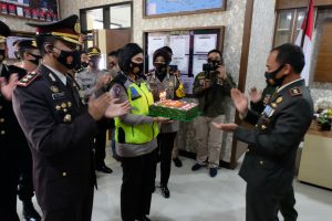 Kapolres Bungo Beri Ucapan Selamat HUT TNI kepada Dandim 0416/Bute