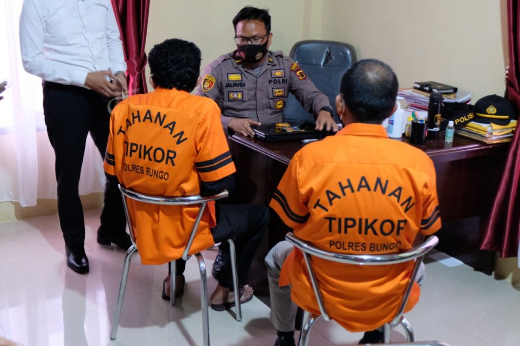 Korupsi APBDus Rp 644 juta, Mantan Rio dan Bendara Dijeblos Kepenjara