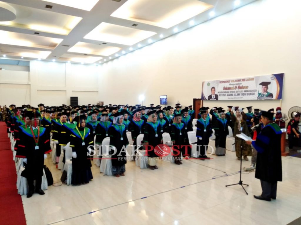 Penghujung Tahun 2020, IAI Yasni Bungo Sukses Gelar Wisuda ke-22