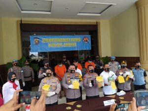 Seludupkan Sabu 4 Kilo, Tiga Pria Ini Dikuntit Hingga Dibekuk Polisi di Batanghari