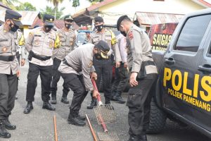 Kapolres Merangin Gelar Apel Personil Dan Pelatihan Penggunaan Peralatan Karhutla