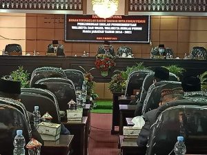 Dewan Gelar Paripurna Usulan Pemberhentian Walikota dan Wakil Walikota Sungai Penuh Priode 2016-2021