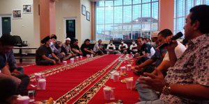 Jalin Silaturrahmi, Jimmy Syamsudin Buka Bareng Komunitas Otomotif dan Insan Pers