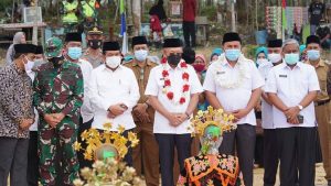 Bupati Cek Endra Resmikan Kecamatan Mandiangin Timur