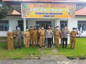 Tinjau Ruang Isolasi, Kapolres Minta Masyarakat Tetap Terapkan Prokes