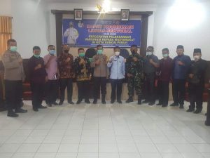 Sekda Alpian Rakor Percepatan Vaksinasi Covid -19 Dengan Lintas Sektoral