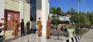 Apel Gabungan, Pj. Sekda Alpian, Ingatkan ASN Patuhi Prokes Covid -19