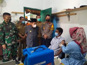 Wako AJB Hadiri Pekan Vaksinasi Lansia Kota Sungai Penuh, Targetkan Vaksinasi 14.850 Lansia
