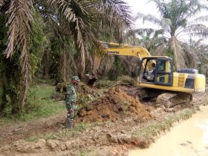 Dan SSK Cek Pembukaan Jalan Pra TMMD ke-112 Kodim 0416 Bute