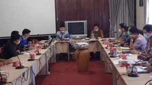 Bupati Adirozal Pimpin Rapat Evaluasi SAKIP Tahun 2021