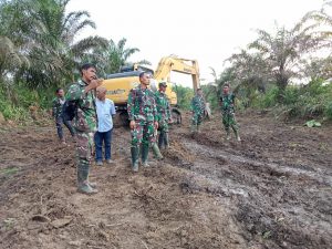 Dandim 0416 Bute Cek Pembukaan Jalan Baru di Lokasi TMMD