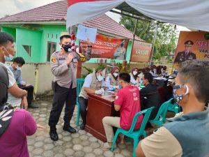 Antusias Masyarakat Tinggi Datangi Polsek Pauh ikuti Vaksinasi