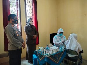Polsek Rimbo Ilir Dukung Vaksinasi Siswa SMKN 5 Tebo