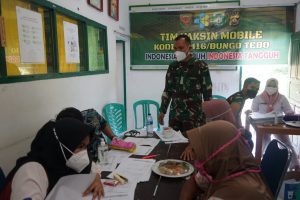 Tim Vaksin Mobile Kodim 0416 Bute, Gelar Serbuan Vaksin Nasional di Tebo