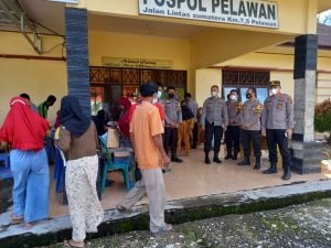 Polsek Pelawan Singkut Gelar Vaksinasi Massal
