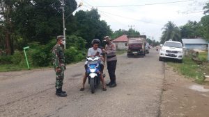 Genjot Capaian Vaksinasi, Kapolsek Muko-Muko Bathin VII Turun Ke Jalan