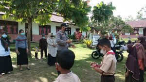 Beri Rasa Aman BKTM Polsek Jaluko Sambangi Sekolah