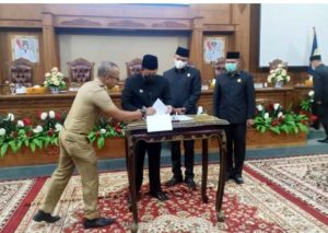 DPRD Muaro Jambi Gelar Paripurna Persetujuan Usulan Tiga Ranperda