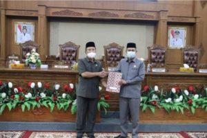 Wakil Ketua DPRD Muaro Jambi Pimpin Rapat Kerja Beragendakan Pandangan Umum Fraksi-fraksi