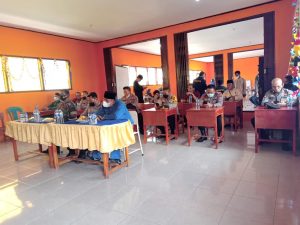 Kapolres Batanghari Bersama Kapolri, Zoom Meeting Vaksinasi Serentak