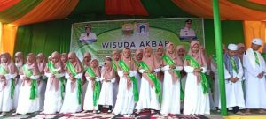 Puluhan Santri Rumah Tahfidz di Maro Sebo Wisuda